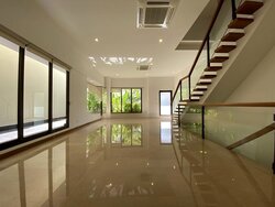 Lornie Road (D11), Terrace #456264741